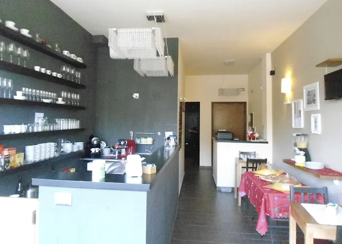 ベッド・アンド・ブレックファスト Aida Charming 2*