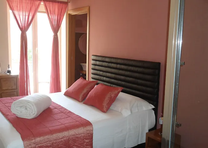 Aida Charming ベッド・アンド・ブレックファスト 2*