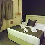 阿依达迷人客房 3*