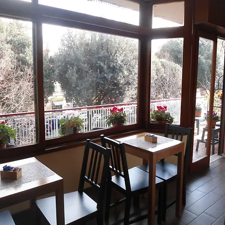 Aida Charming Bed & Breakfast